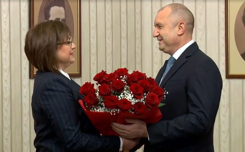 Президентът връчи третия мандат на БСП
