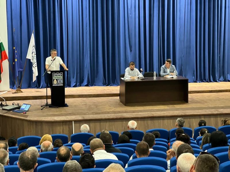 Номинираха Неджми Али за втори мандат
