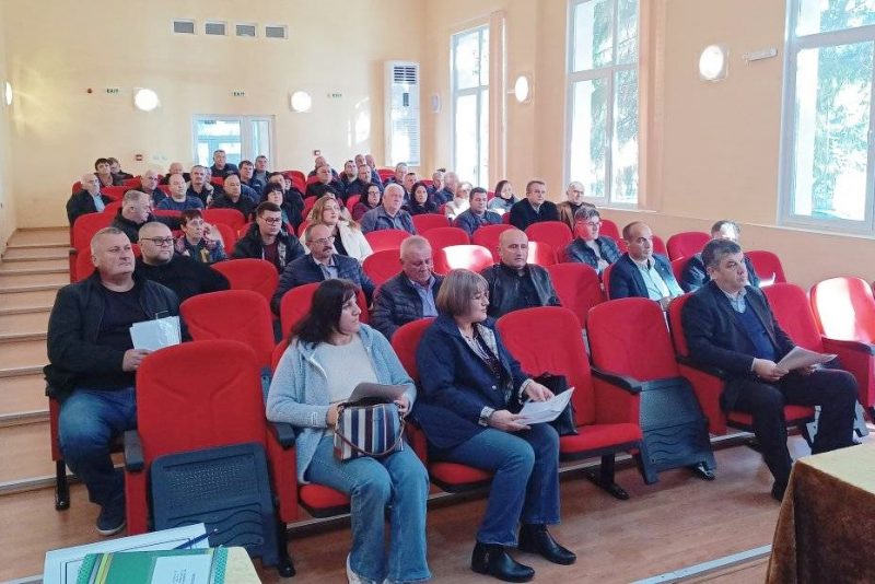 Бедрие Газиюмер беше избрана за зам.-председател на Общинския съвет в Черноочене