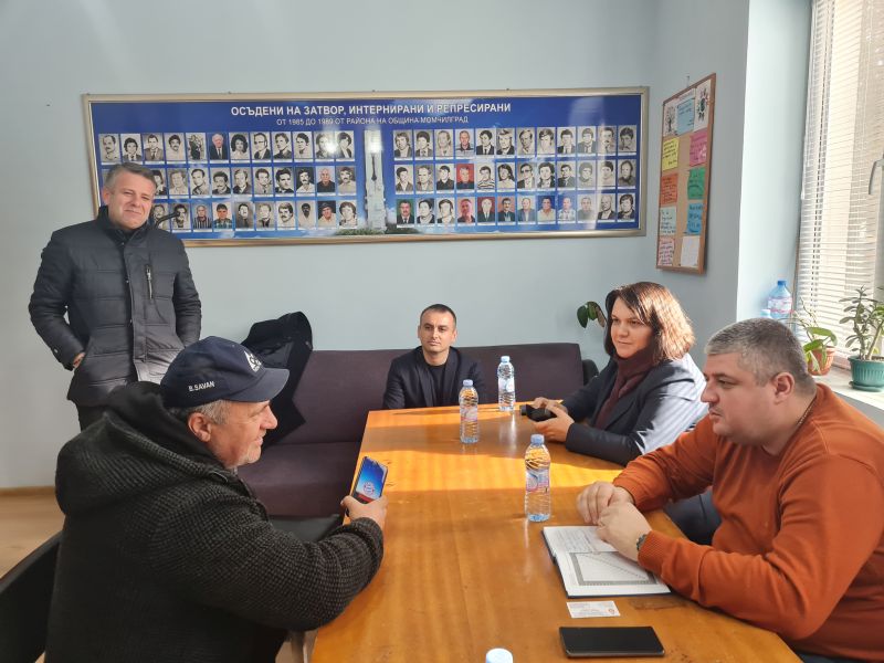 Байрам Байрам се ангажира с проблемите на Момчилград