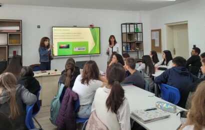 Бизнесът общува на немски в паралелките по предприемачество в СУ „Йордан Йовков“