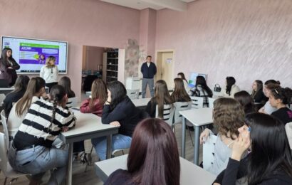 Един милион евро и бягство? Ученици предизвикаха банкови експерти