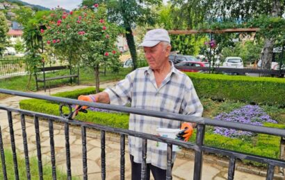 Обновяват парапетите в центъра на Ардино