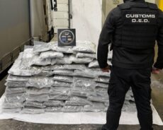 Марихуана за над 1,8 млн. евро откриха сред товар с дървен материал на МП Капитан Андреево