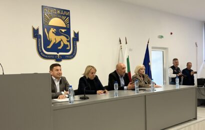 Искра Михайлова: Европейските ни партньори са информирани за случаите в Кърджали, Белица и Сунгурларе