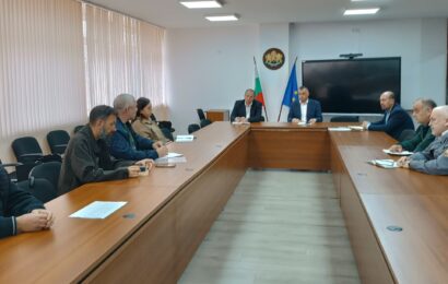 Заседава епизоотичната комисия във връзка с огнища на шарка по овцете и козите в село Звезден